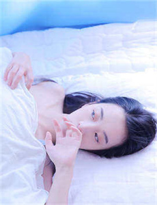 《久久久免费视频》